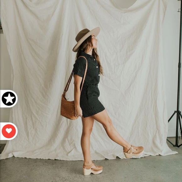 Henly Layla Dotted Jumpshort in Black size Small - Picture 11 of 13